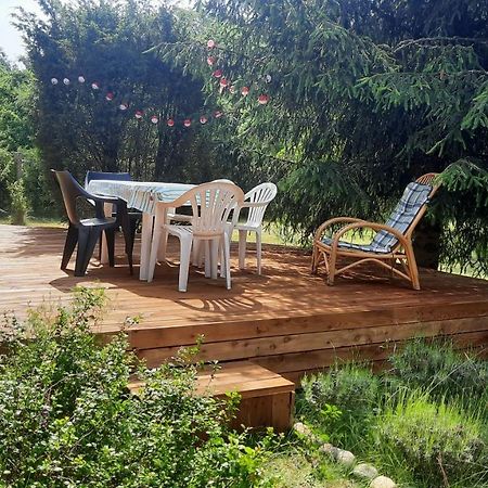 Borywood Villa Male Gacno Bagian luar foto