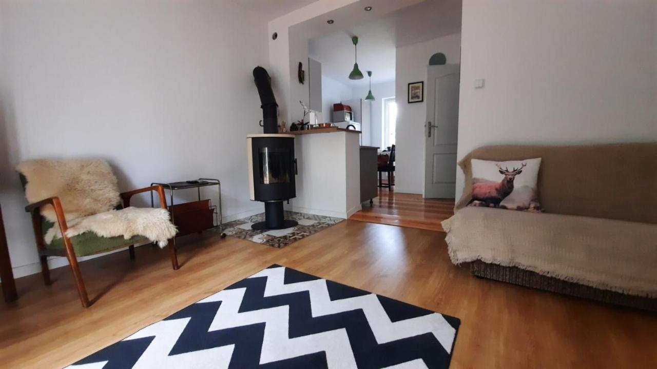 Borywood Villa Male Gacno Bagian luar foto