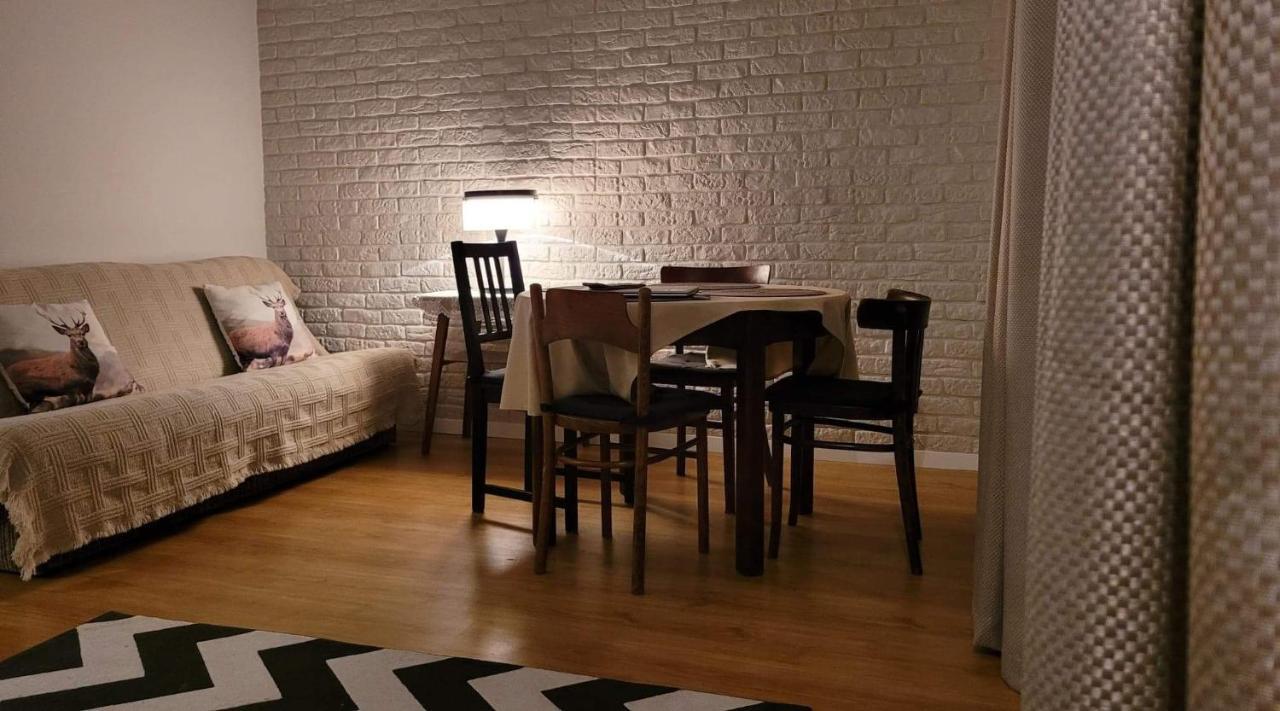 Borywood Villa Male Gacno Bagian luar foto