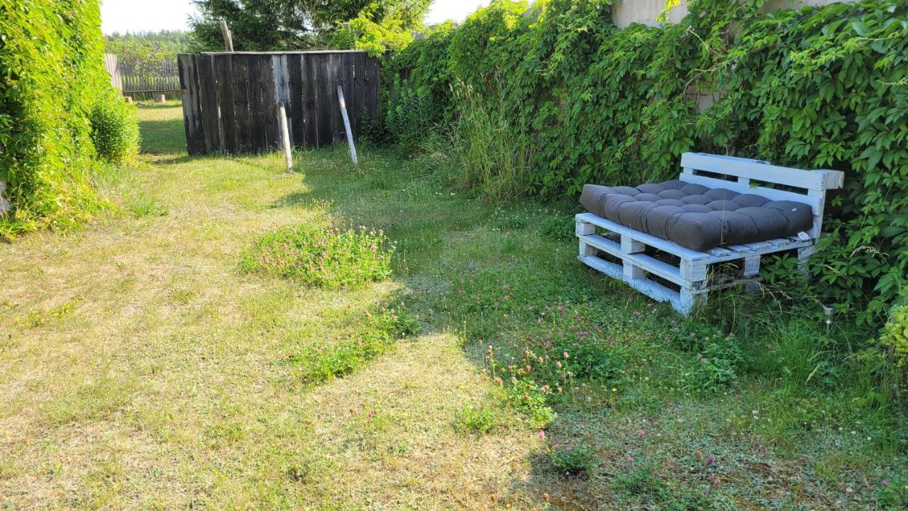 Borywood Villa Male Gacno Bagian luar foto